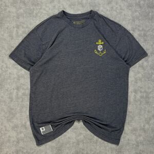 Born Primitive Dont Give Up the Ship streetwear graphic workout tshirt mens L